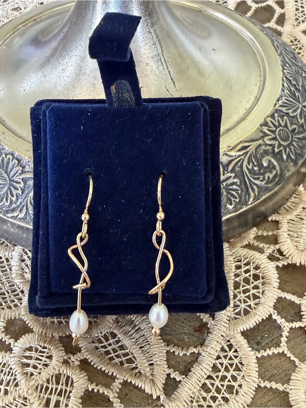 Elegant 14k gold freshwater Pearl Drop Dangle Earrings